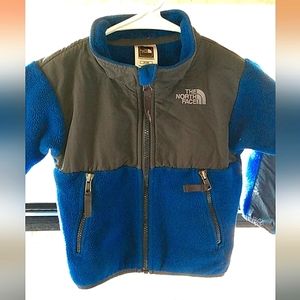 The North Face sweater Boys size 2t